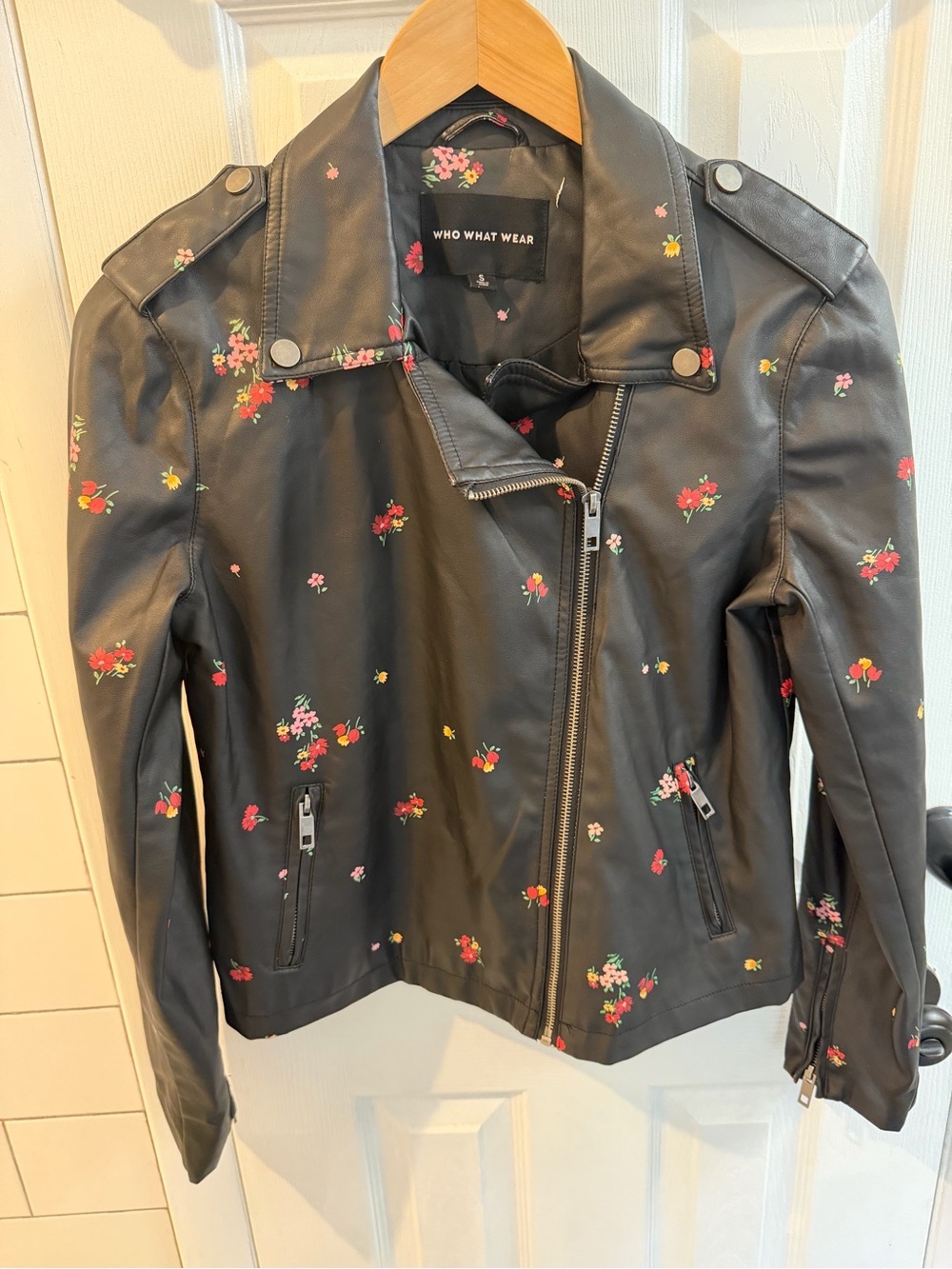 Who What Wear Black Floral Faux Leather Moto Jacket